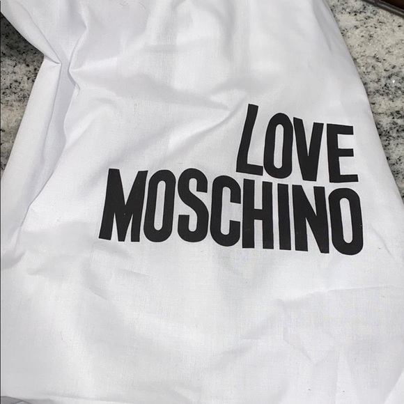 barely used Love Moschino purse - Picture 4 of 5